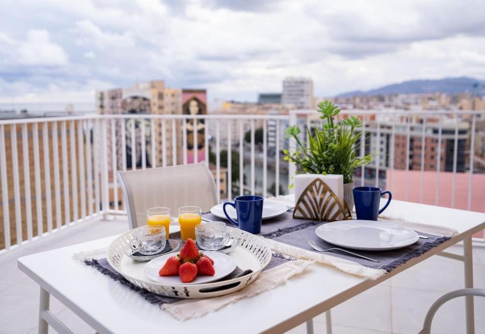 מאלגה Sea Views Penthouse City Center מראה חיצוני תמונה