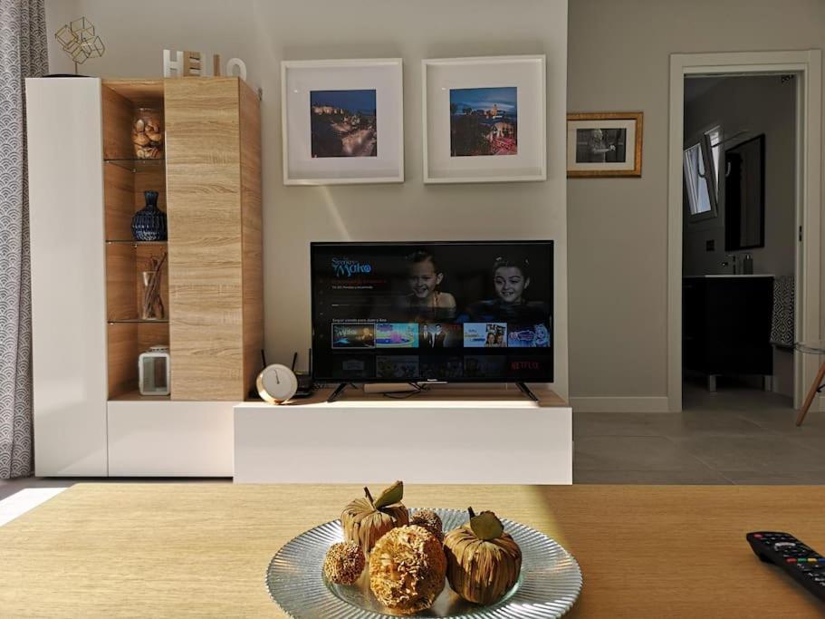 מאלגה Sea Views Penthouse City Center מראה חיצוני תמונה