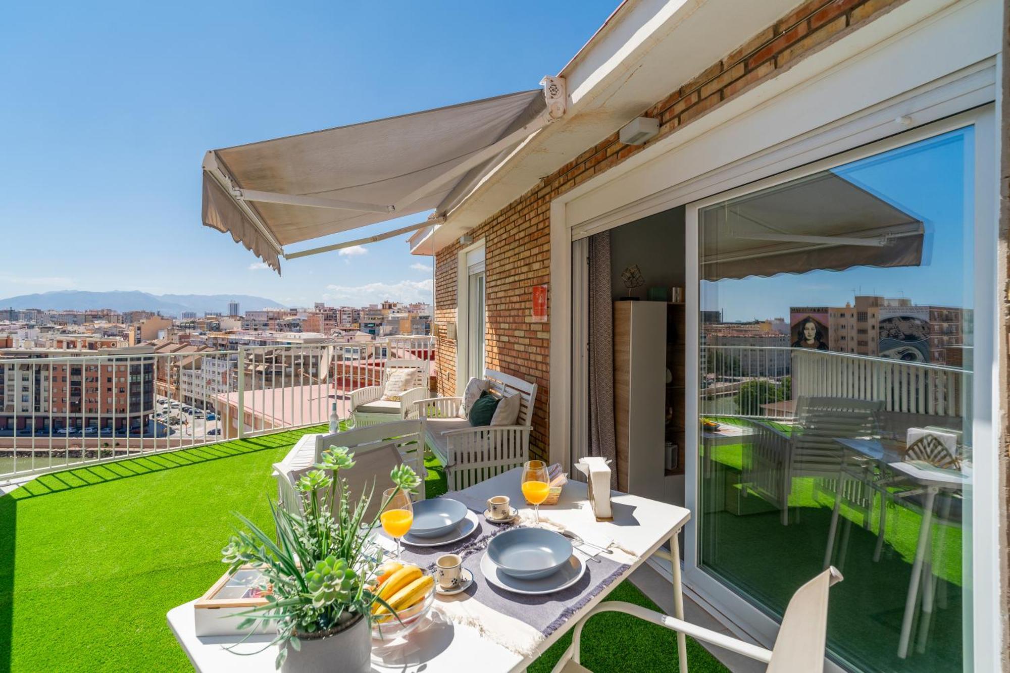 מאלגה Sea Views Penthouse City Center מראה חיצוני תמונה